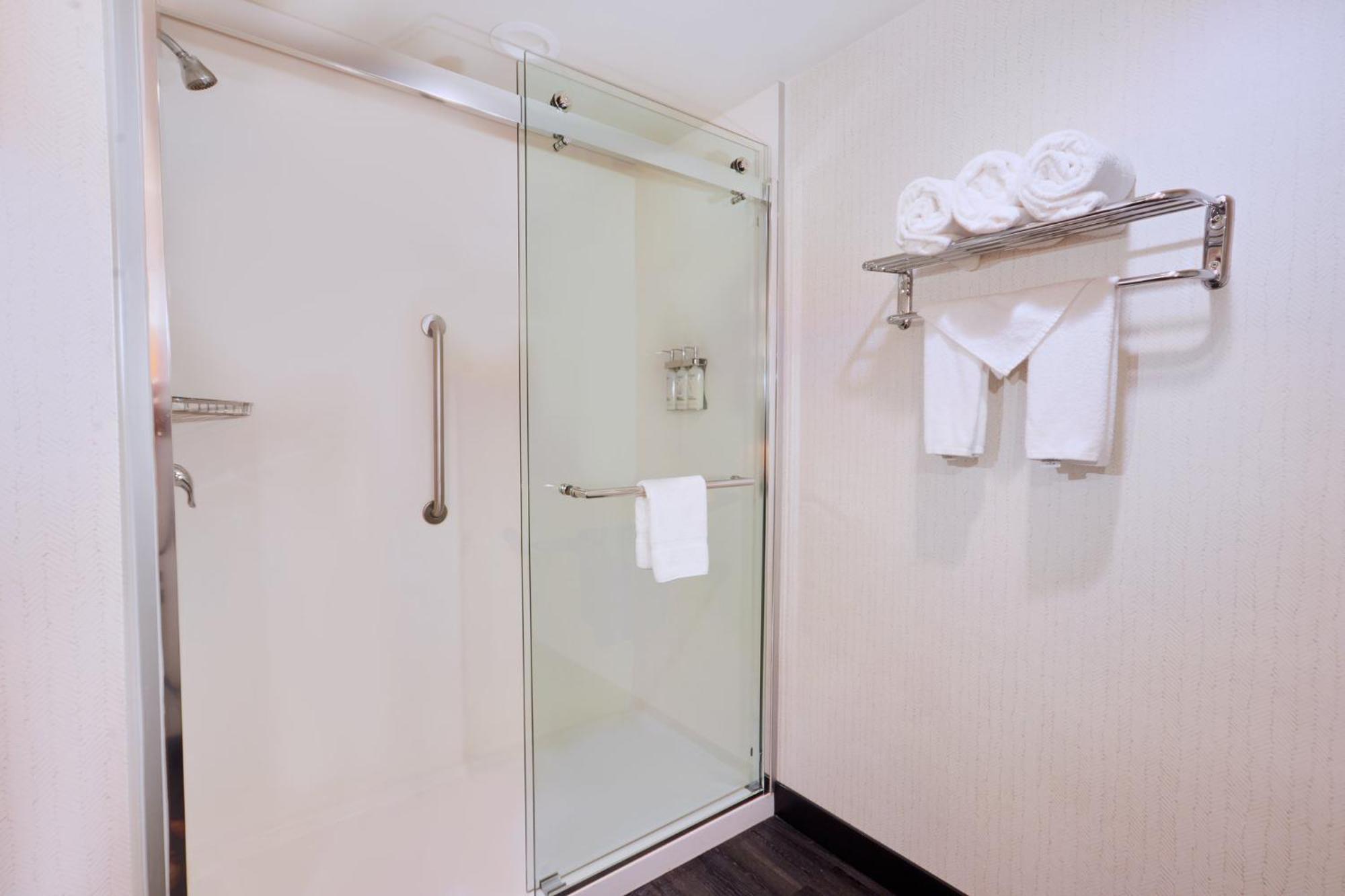 Holiday Inn Oakland Airport By Ihg Εξωτερικό φωτογραφία